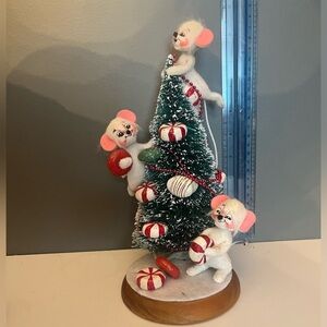 Annalee Dolls 10"Christmas Candy Tree3 Mice Christmas decoration Plush Wood Base